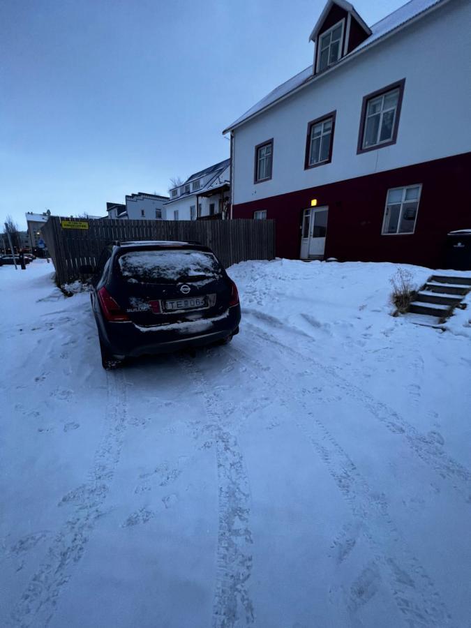 Akureyri Central Apartment エクステリア 写真