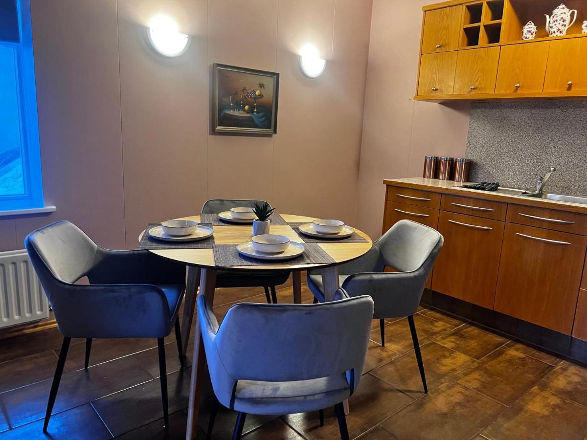 Akureyri Central Apartment エクステリア 写真