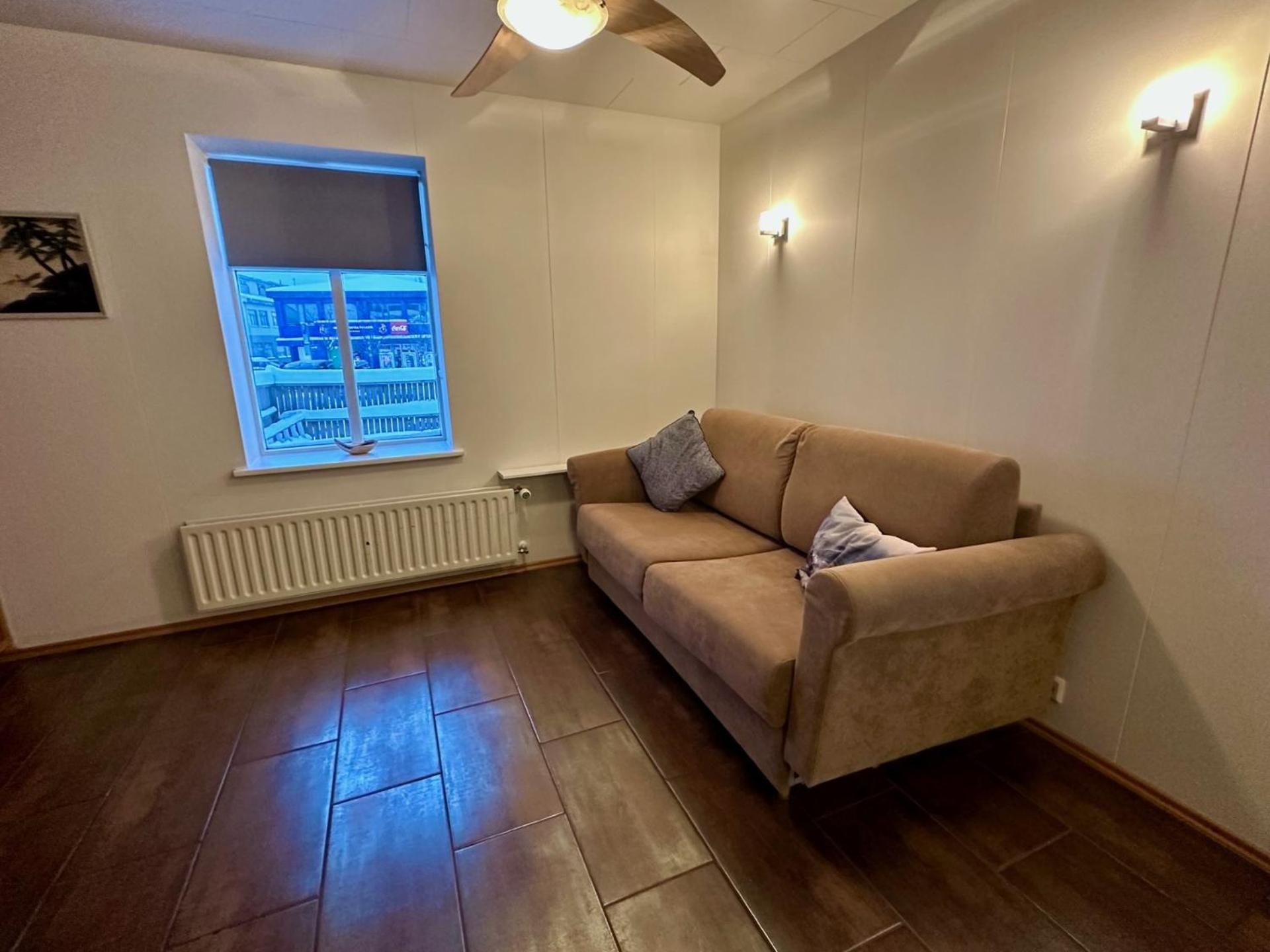 Akureyri Central Apartment エクステリア 写真